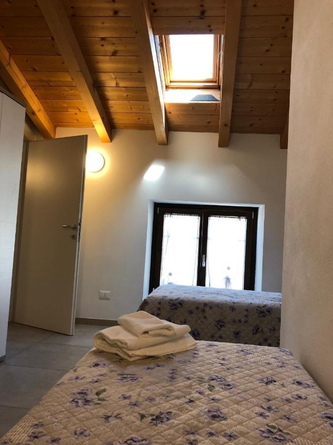 La Casa Della Ada Hotel Castelnuovo del Garda Buitenkant foto