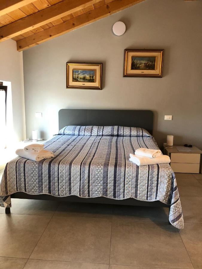 La Casa Della Ada Hotel Castelnuovo del Garda Buitenkant foto